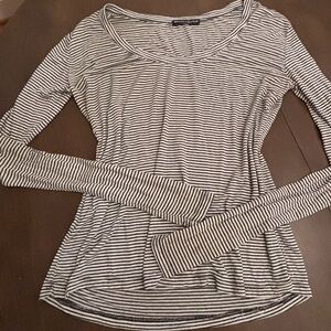 Brandy Melville long sleeve stripped top